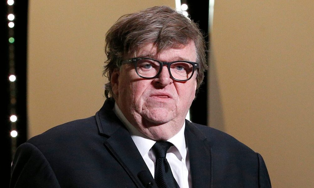 Donald Trump Michael Moore slams Elizabeth Warren for Bernie Sanders comments, claims she’s helping Trump’s re-election